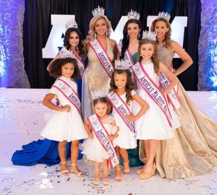 AMM 2021 National Queens- Group