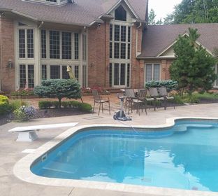 Painting, Pressure Washing, Trim Work, Concrete Cleaning, Exterior House Cleaning, Driveway Pressure Washing, Driveway Cleaning, Painter, Painting Contractor, Exterior Home Painting, Interior Home Painting, Residential Painter, Commercial Painter, 