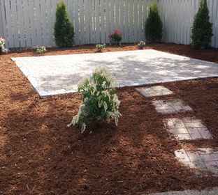 Lawn Services , Fall Clean Up , Spring Clean Up , Landscaping , Lanscaping Design