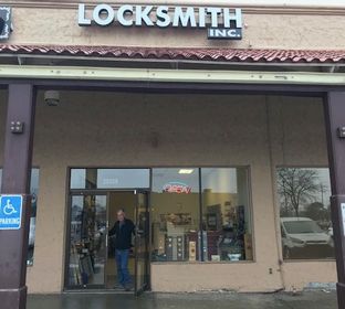  Residential Locksmith Services ,Commercial Locksmith, Full Service Locksmith, Locksmith, Replacement Doors, Locks Opened And Repaired, Key Duplication
