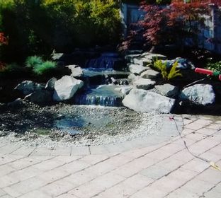 Lawn Services , Fall Clean Up , Spring Clean Up , Landscaping , Lanscaping Design