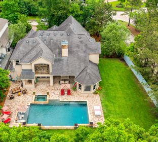 3 Signature Crest Court-The Woodlands-057-Small