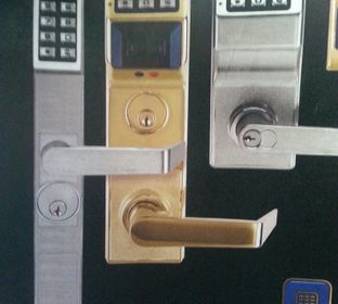 locksmith, key replacement, automotive locks, chip keys, safe and vault technician, commercial locks and keys, lost keys, duplicate keys, proximity keys,