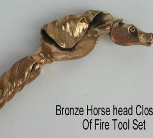 6horse_head_bronze_close_up