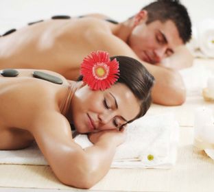 Day Spa, Facials, Waxing, Brazilian, Massage, Manicure, Pedicure, Makeup, Back Facial, Skin Treatments, Deep Conditioning, Extraction, Eyebrows, Eyelash Extensions, Deep Tissue Massages, Hot Stone, Couples, Gift Certificates, Packages, Body Scrubs, Acne