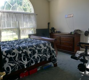 Guest bedroom 