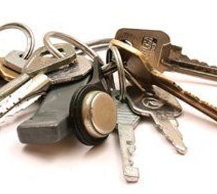 Locksmith, Locksmith Services, Key Duplicating, Home Security, Home Lockout, Commercial, Residential, Lock Re-Keying, Lock Repair,